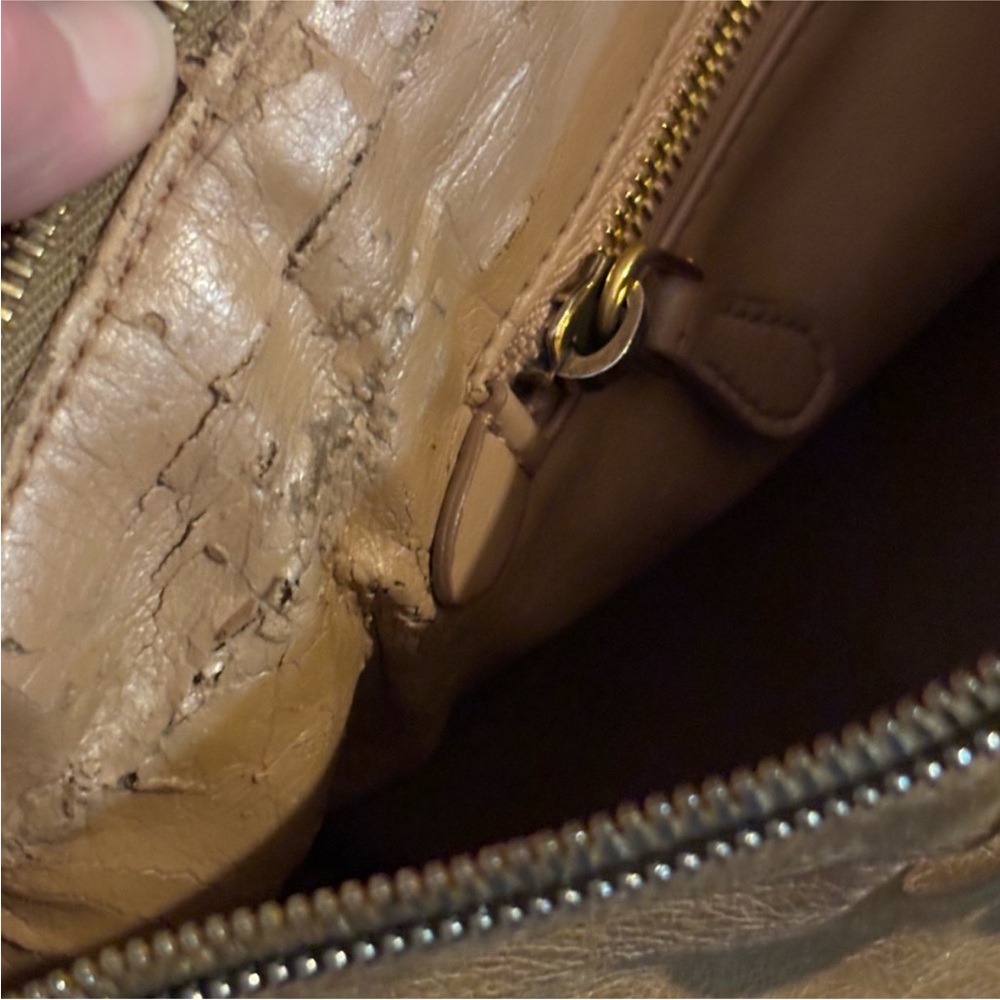 Prada Vetello shine satchel - Picture 10 of 14